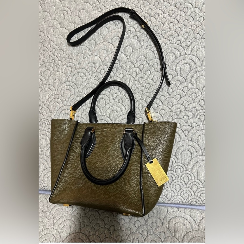 4TH OF JULY SPECIAL ❤️🤍💙 Michael Kors Collection bag Made in Italy